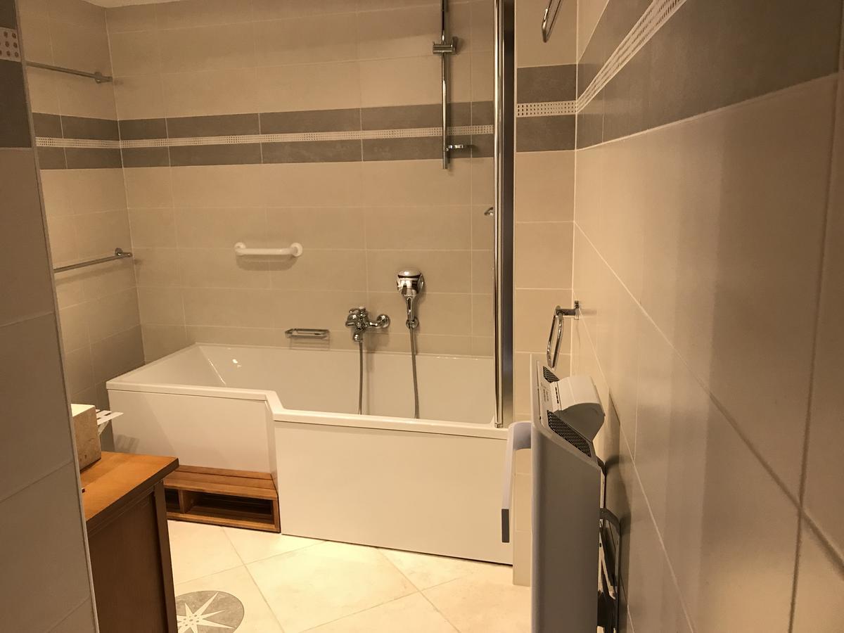Previnquieres Portail Haut B&B 외부 사진